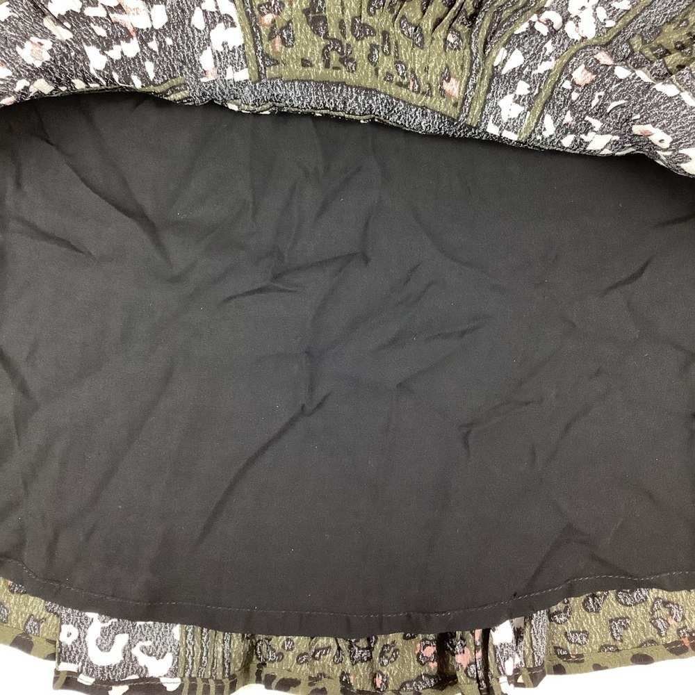 ESQUALO ANIMAL PRINT PLEATED CREPE SKIRT - Picture 6 of 6